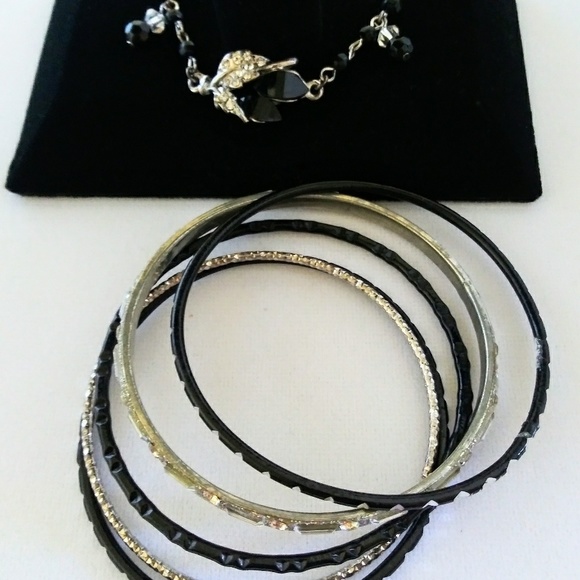 Bracelet & Bangles - Picture 6 of 8